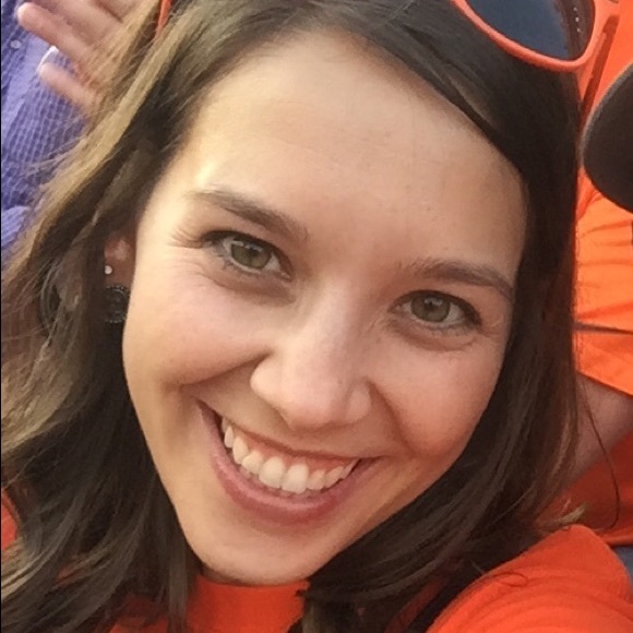 Meet your Posher, Michelle - Picture 1 of 1